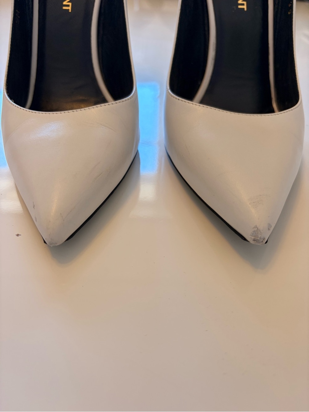 Saint Laurent Cream Pointed Leather Pumps - AUTHENTIC - Picture 4 of 6
